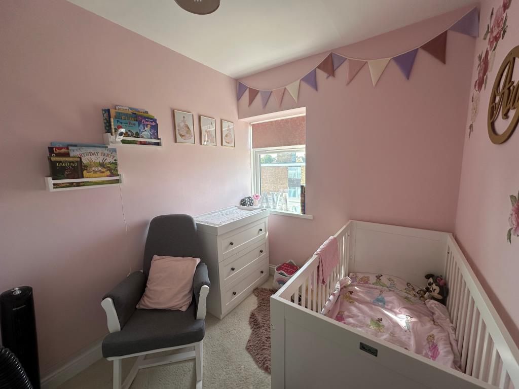 Lot: 145 - VACANT TWO-BEDROOM FLAT - Bedroom two